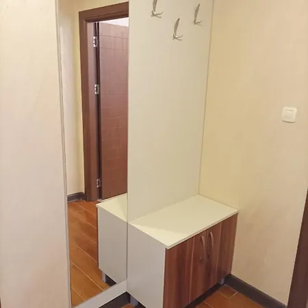 One Bedroom 5 - Restaurant Stadium * 플로브디프